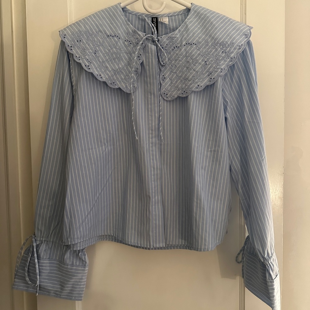 H&M Blue Striped Women's Top